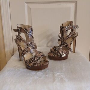Guess Snakeskin Platform Stiletto Heels Adjustable Straps & Buckles Size 7.5